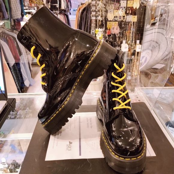 womens leather platform boots